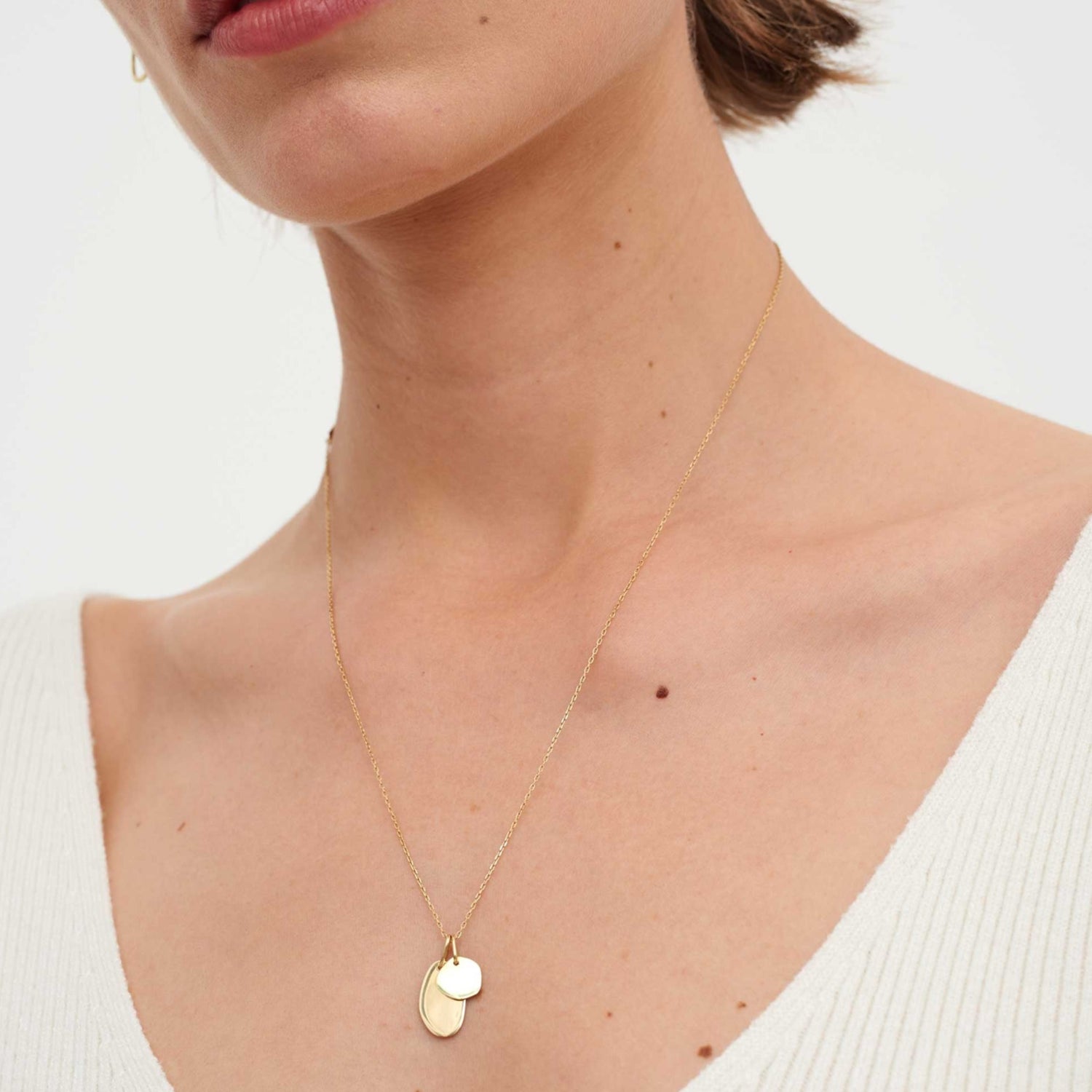 Zawieszka złota Raw N°5_bizuteria_jubiler_krakow_jubiler_warszawa_atelier_beller_atelier_warszawa_atelier_krakow_bizuteria_personalizowana.