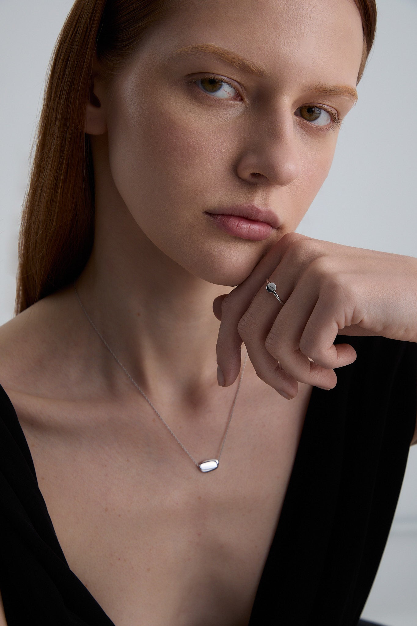 srebrny pierścionek Pearl próby 925 Atelier Beller