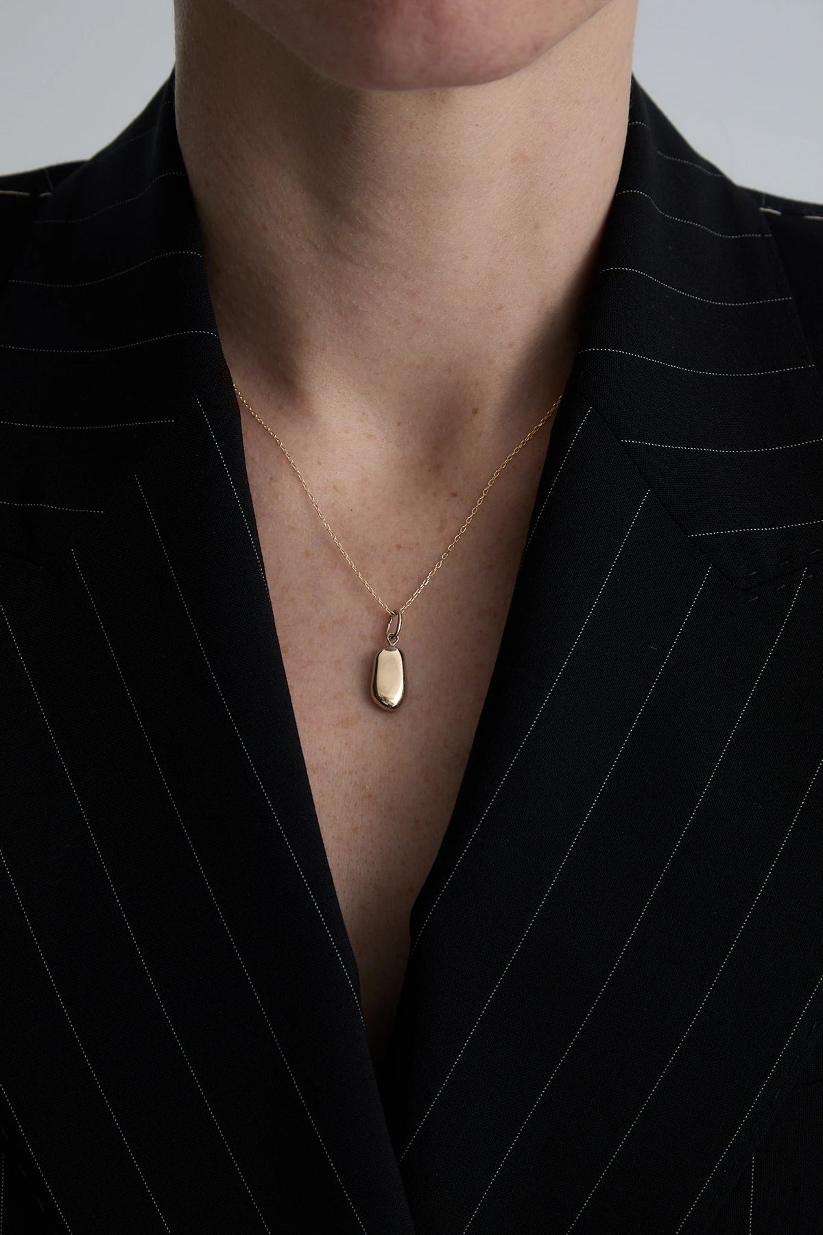 Zawieszka złota Pearl N°7